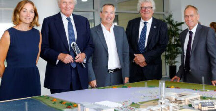 Image for Lord Heseltine sees template for Thames Estuary success at Discovery Park